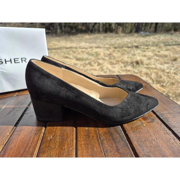 Marc Fisher Black Suede Low Block Heel Labore Pumps Pointed Toe Size 6 Wide $99 - Picture 5 of 9